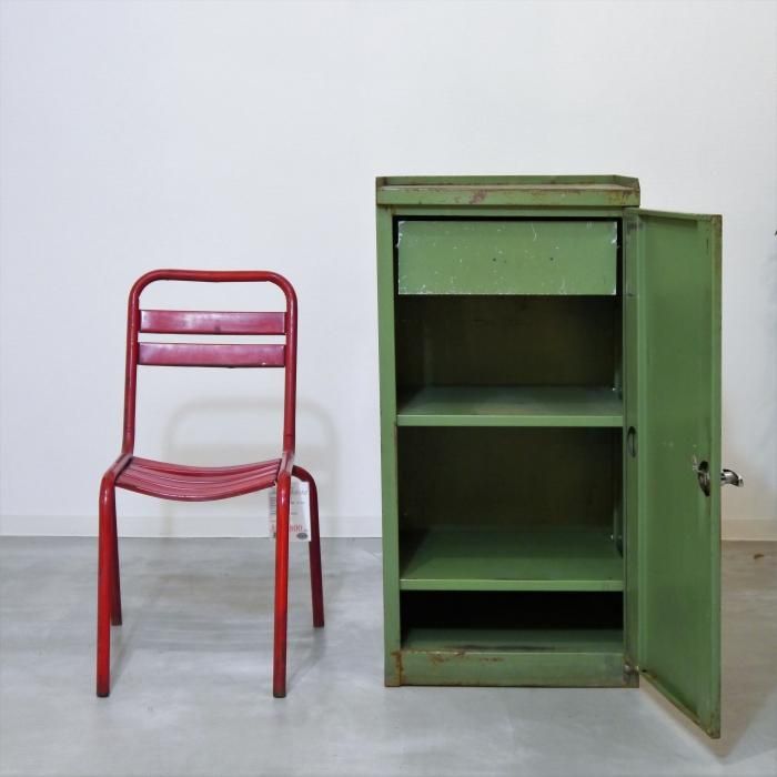 【ヴィンテージ】 キャビネット メタルキャビネット/UF/GC745 - 家具・インテリア・北欧ビンテージ家具