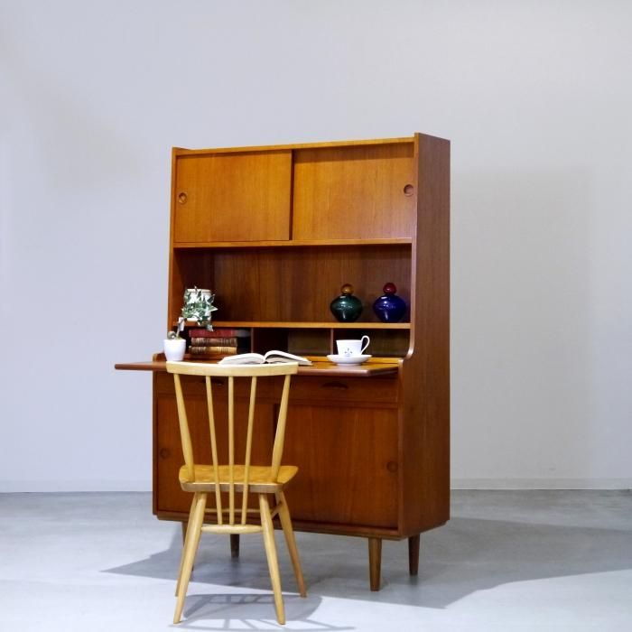 UD10057｜ハイキャビネット/カップボード/ Harald Nielsen(ハロルド