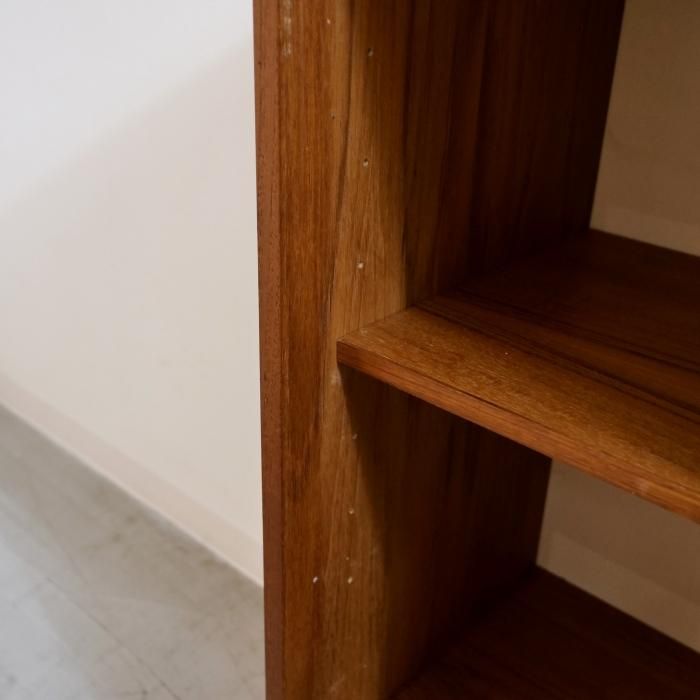 UD11115｜スリムタイプのスライド扉キャビネット（チーク） / 北欧