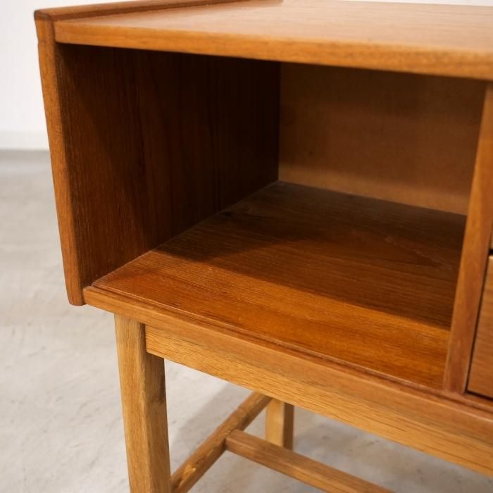 キャビネット　ビンテージ家具　無垢材　北欧家具　IKEA 無印良品 キャビネット ビンテージ家具 無垢材 北欧家具 IKEA 無印良品