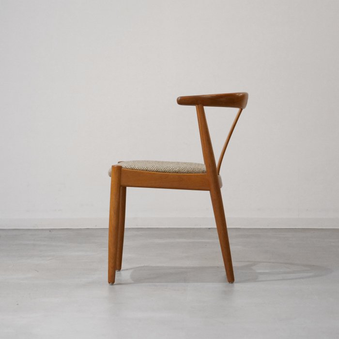 デンマーク Dyrlund デューロン社 のダイニングチェア - 椅子/チェア