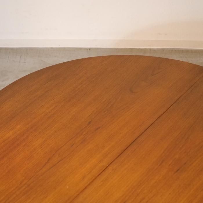 UD12136｜ラウンドダイニングテーブル/HenningKjarnulf（ヘニング