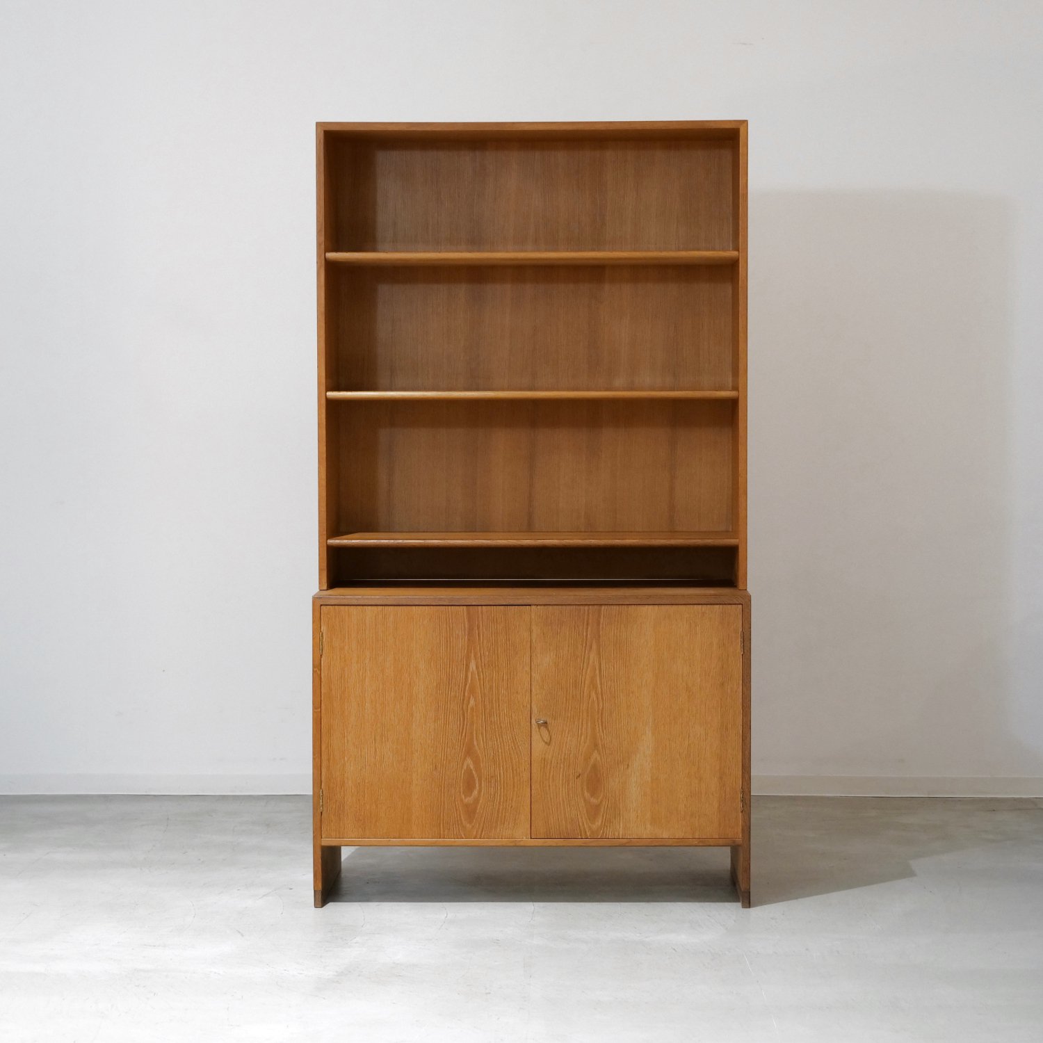 UD14198｜キャビネット（オーク）Hans J Wegner/ハンス・J・ウェグナー/RY mobler｜interior CASA