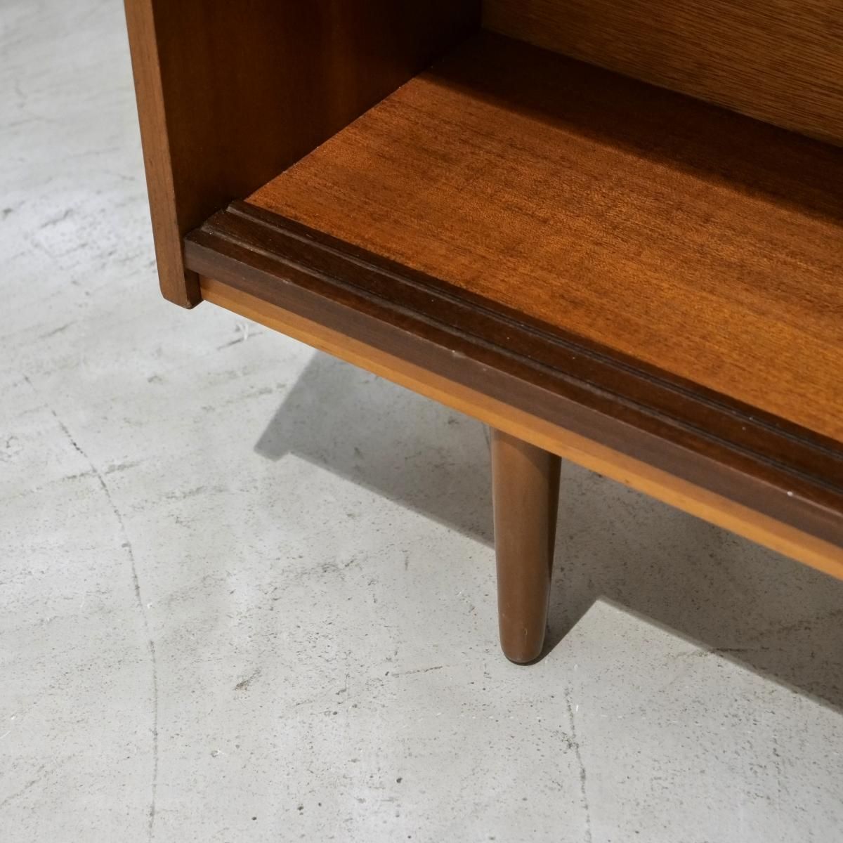 GC1595|ガラスキャビネット(チーク)北欧ビンテージ家具 GC1595|ガラスキャビネット(チーク)北欧ビンテージ家具