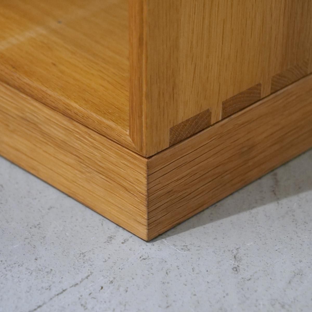 Mogens Koch Bookcase cabinet in Solid Oregon pine ｜Luca