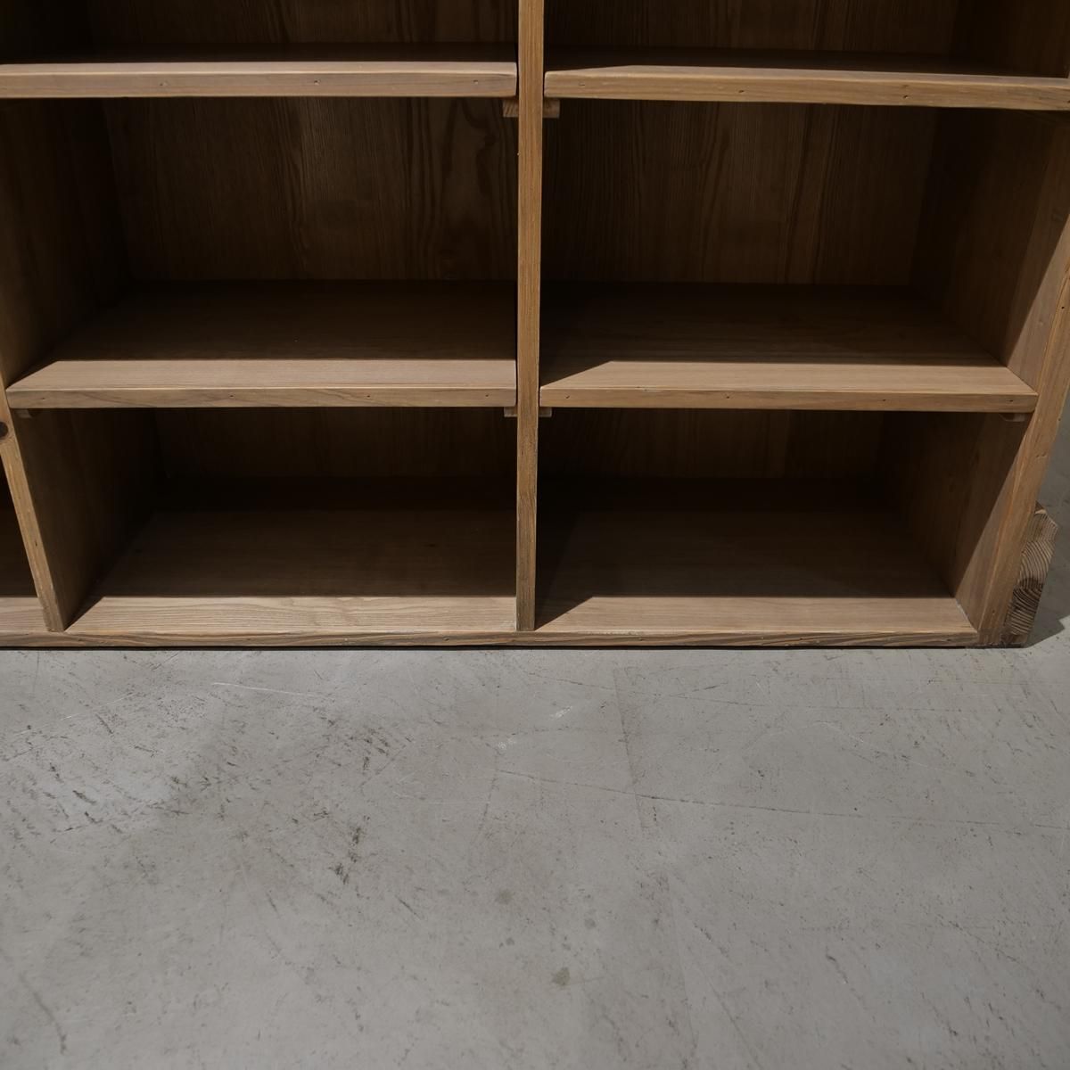 美品　ショップカウンター♥パイン材無垢　収納スペース最大 無垢材パインカウンター 高さ85cm カントリー収納食器棚
