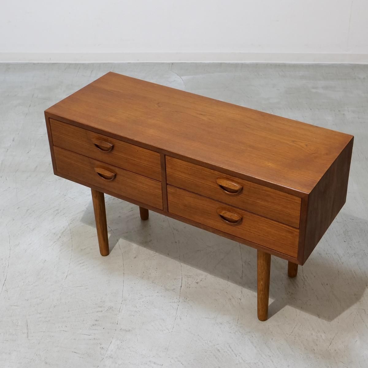 UD18377｜ダブルチェスト / Kai Kristiansen/カイ・クリスチャン