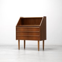 Danish Design / Modern Vintage Designer and Brand - 家具・インテリア・北欧ビンテージ 家具｜インテリアカーサ