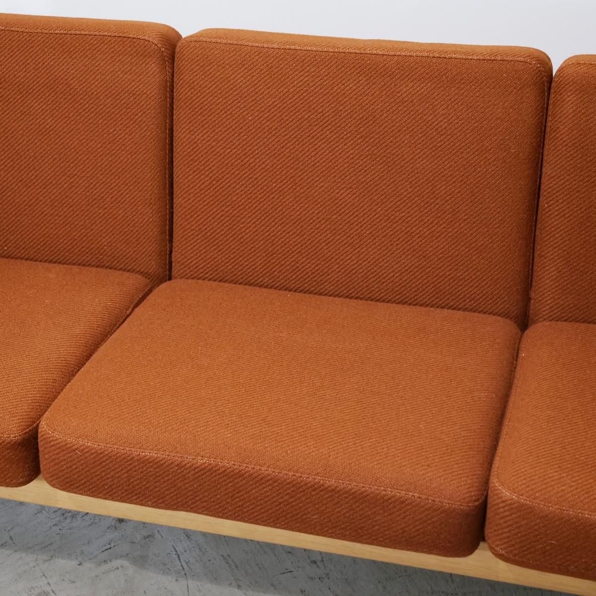 GETAMA GE671-3 ソファ Hans J Wegner GETAMA GE258 Daybed Sofa 時を経ても色あせない本物の