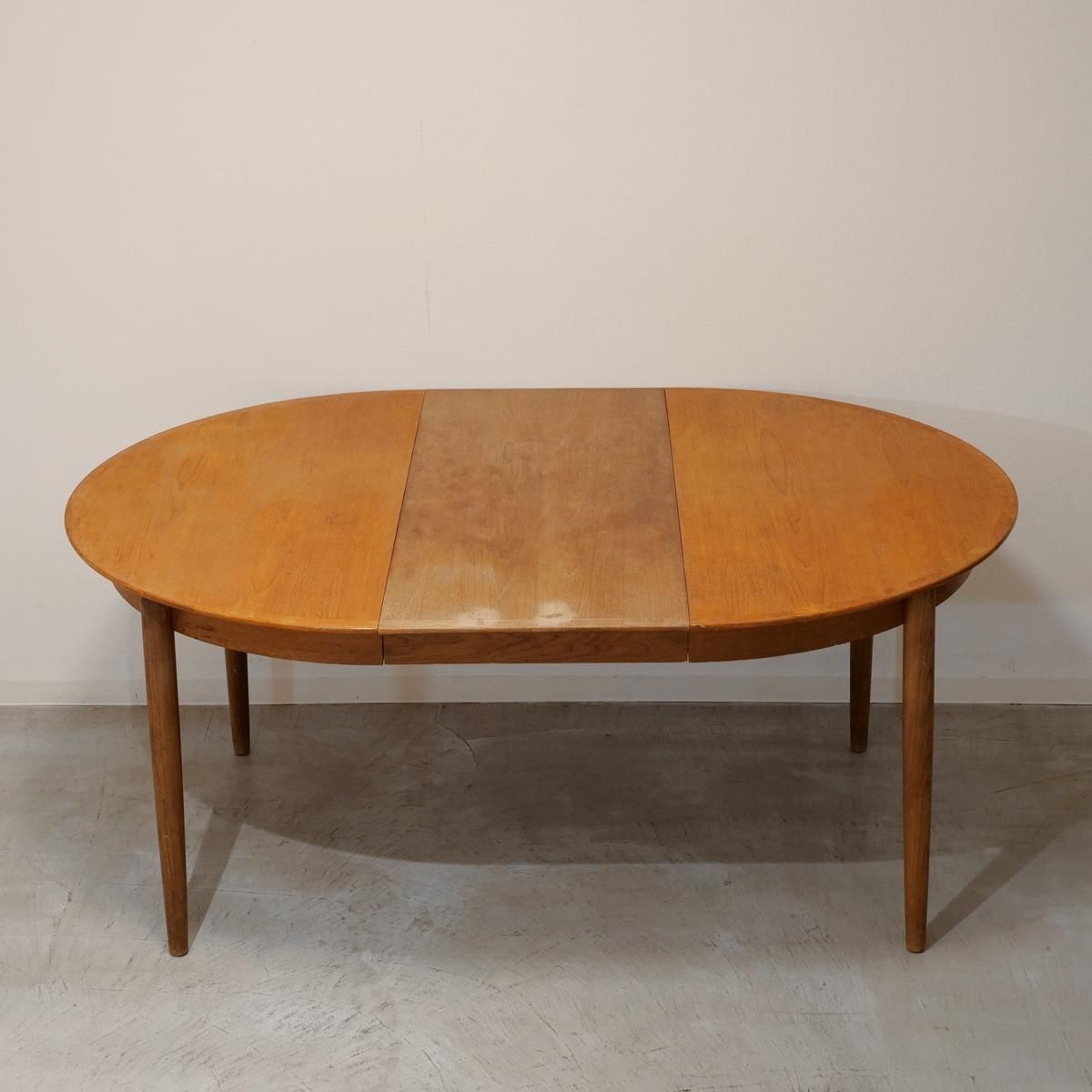 UD20156｜ラウンドダイニングテーブル（幅122cm・チーク）ビンテージ家具