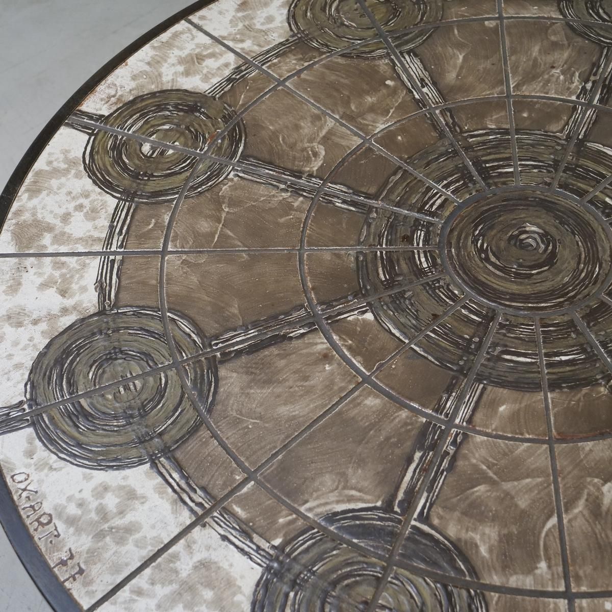 UD16390｜OX-ARTタイルトップ・ラウンドコーヒーテーブル/Trioh