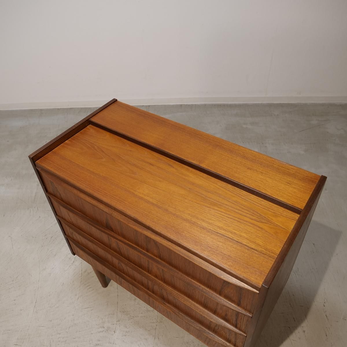 北欧 デンマーク ヴィンテージ チーク オイルフィニッシュ ドレッサー チェスト デンマークヴィンテージ ドレッサーチェスト チーク材 北欧家具