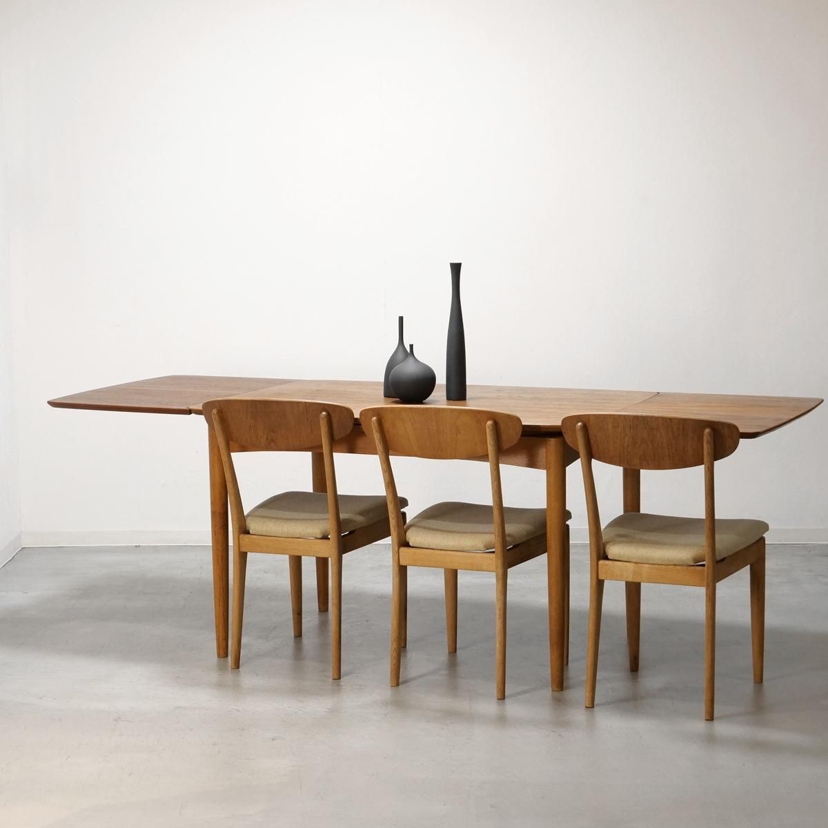 UK イギリス　オーク材　ヴィンテージ　ダイニング 1900年代オーク材ダイニングテーブル（横幅210cm） イギリス