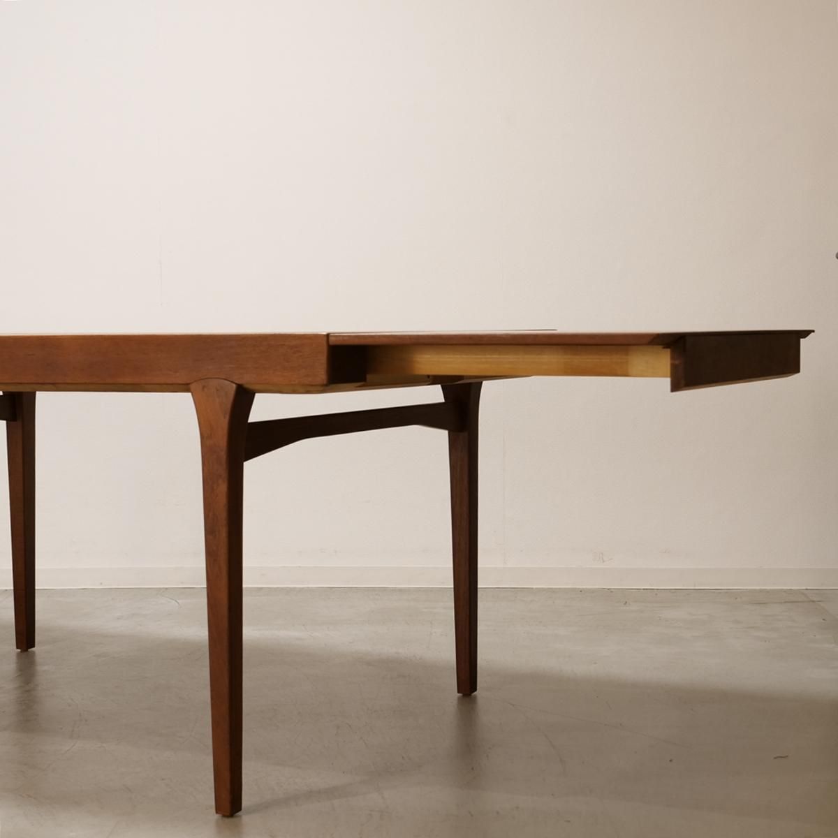 UD21244｜伸長式ダイニングテーブル（幅150cm・チーク）