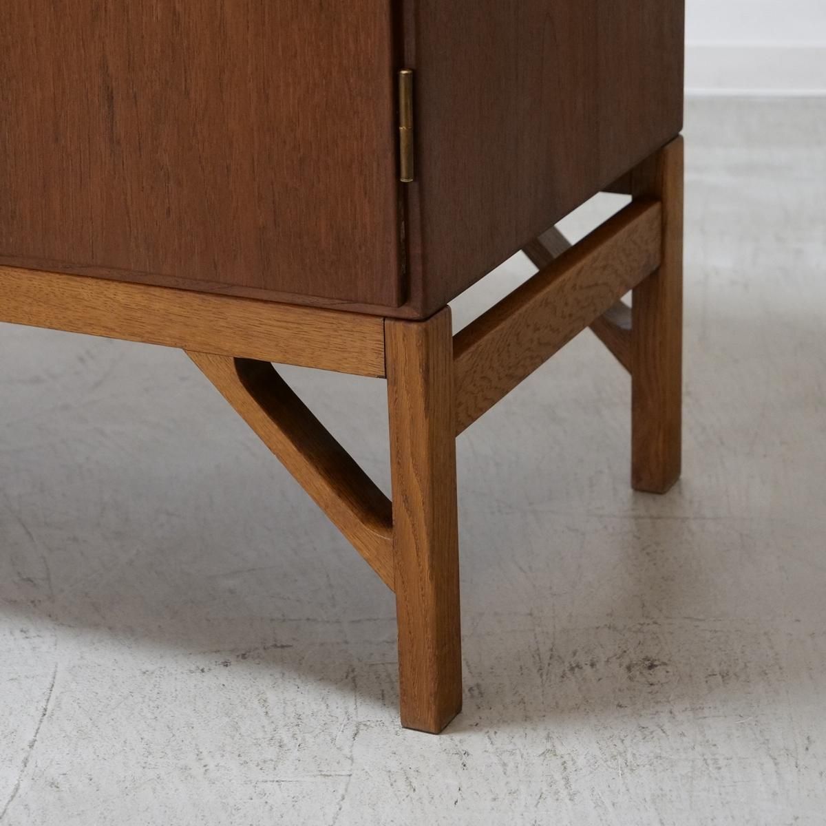 Borge Mogensen model.A232 キャビネット チーク Borge Mogensen model.232 キャビネット チーク | 北欧家具 haluta