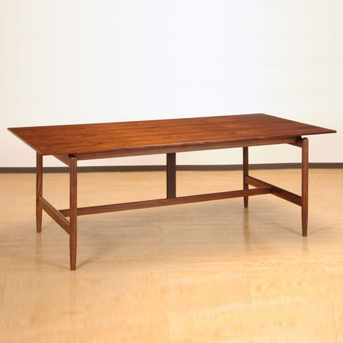 Finn Juhl/フィンユールのテーブル・チェア・ソファ Finn Juhl/フィンユールのテーブル・チェア・ソファ