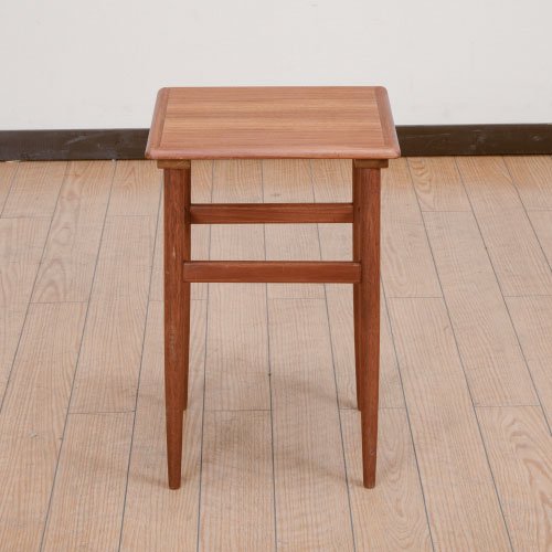 北欧デンマークのビンテージ家具/UD4093/ミニテーブル