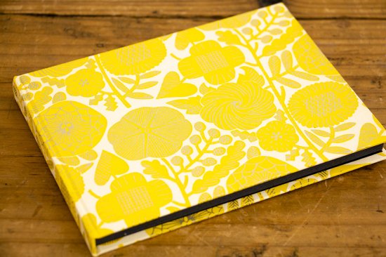 mini Album -KUKINTA Yellow- - 【BOX&NEEDLE ONLINE BOUTIQUE】京都の職人による貼箱店