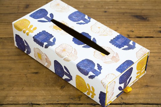 TISSUE BOX -FLOWERS IN THE MORNING- - 【BOX&NEEDLE ONLINE BOUTIQUE