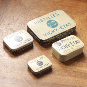 フランス アンティーク　ティン缶　PASTILLES　VICHY-ETAT - フランスアンティーク雑貨 Mille Chats