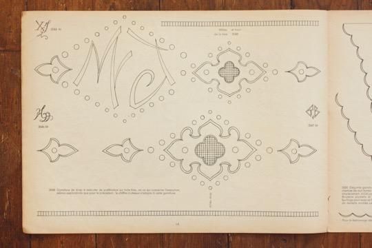 洋書　刺繍図案集　Embroidery.Ⅰ〜 1860〜 洋書 刺繍図案集 Embroidery.Ⅰ〜 1860〜 アート・デザイン・音楽
