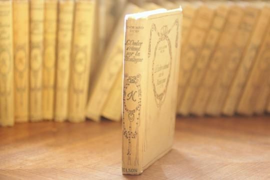 フランス古書 NELSON（ネルソン）社 L'OMBRE S'ETEND SUR LA