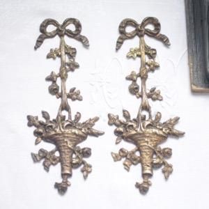 フランス アンティーク 花かご リボン 木製プレート家具装飾 フレンチグレー フランス アンティーク 花かご リボン 木製プレート家具装飾