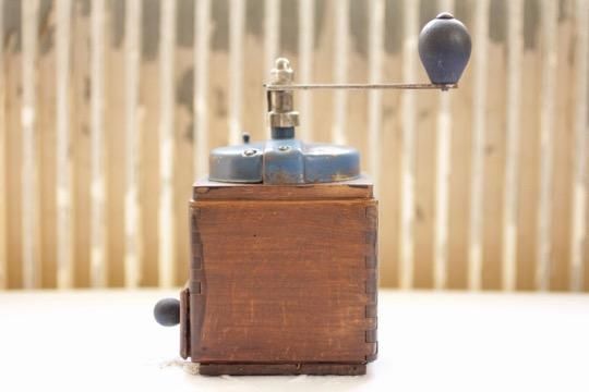 青 プジョー コーヒーミル フランス アンティーク フランス製アンティーク青プジョーライオンコーヒーミル