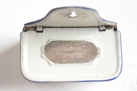 アンティークホーロー アリュメット缶 - フランスアンティーク雑貨