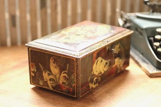 希少☆ 19世紀　フランス　アンティーク　TIN缶　猫 希少☆ 19世紀 フランス アンティーク TIN缶 猫