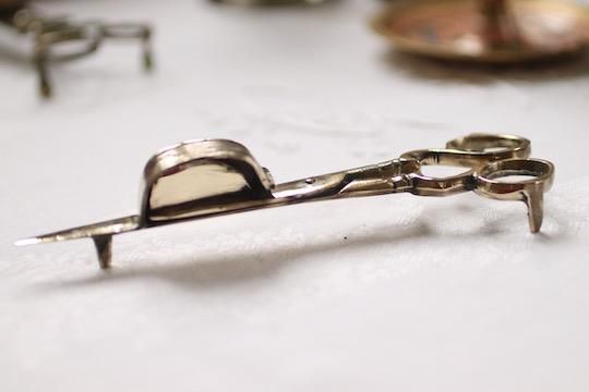 真鍮製 ろうそく消し ハサミ フランス アンティーク 西洋アンティーク フランス キャンドルスナッファー ろうそく