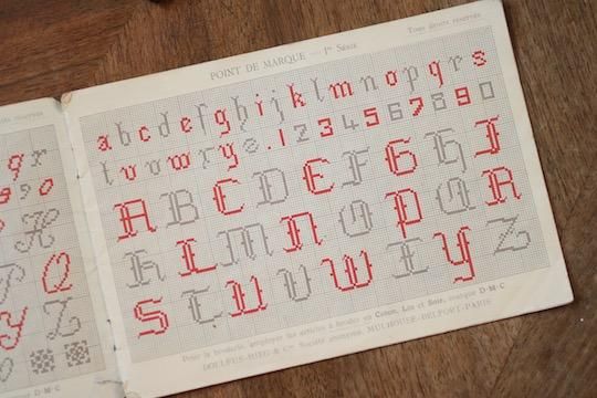 安い DE POINT - DMC BIBLIOTHEQUE MARQUE クロス SERIE（DMC 1ER 趣味・スポーツ・実用
