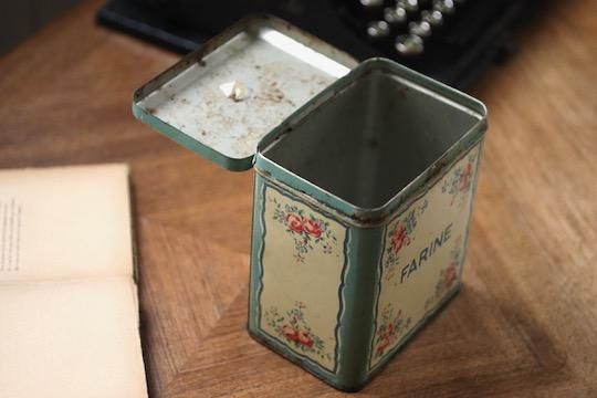 Chocolat Menier アンティーク缶　2個セット Chocolat Menier アンティーク缶 2個セット