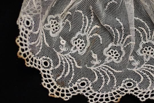 チュール刺繍レース ジャボ - フランスアンティーク雑貨 Mille Chats