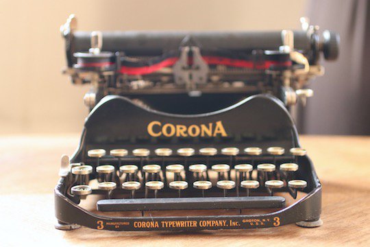 アンティーク 英語配置QWERTY配置） タイプライター CORONA 3