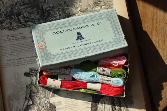DMCアンティーク刺繍糸BOXセット A - フランスアンティーク雑貨 Mille 