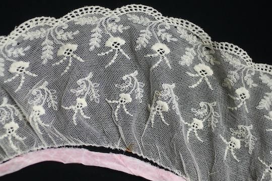 ★アンティーク*フランス*絹糸刺繍のチュールレースつけ襟★ チュール刺繍レース つけ襟 12x85cm - フランスアンティーク雑貨