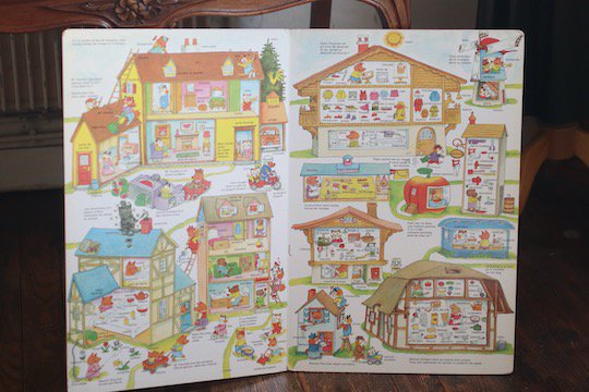 超大判絵本 Le Plus Grand Livre du Monde !（世界一大きい本） - RICHARD SCARRY著