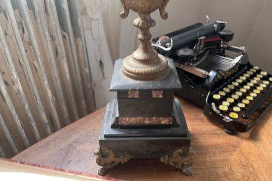 美品】人形 金属 アンティーク 置物 インテリア 欧州 工芸品