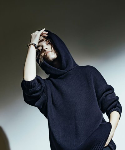 STYLE / スタイル / NIL DUE / NIL UN TOKYO / ニル デュエ / ニル アン トーキョー：
EMBROIDERY KNIT HOODIE (BLACK)