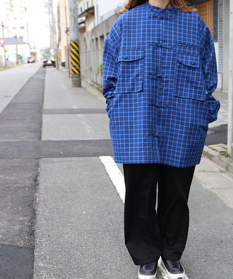 STYLE / スタイル ｜ Frame switchwear：KUNG-FU SHIRT (NAVY×BLUE) / COOKMAN：WIDE CHEF PANTS (BLACK)商品画像