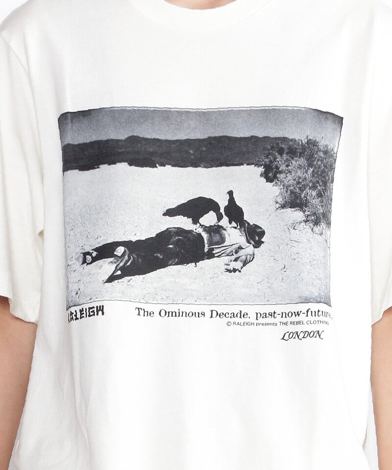 RALEIGH / ラリー（RED MOTEL / レッドモーテル） ｜“The Ominous Decade (Past-Now-Future)” T-SHIRTS (WHITE)商品画像9