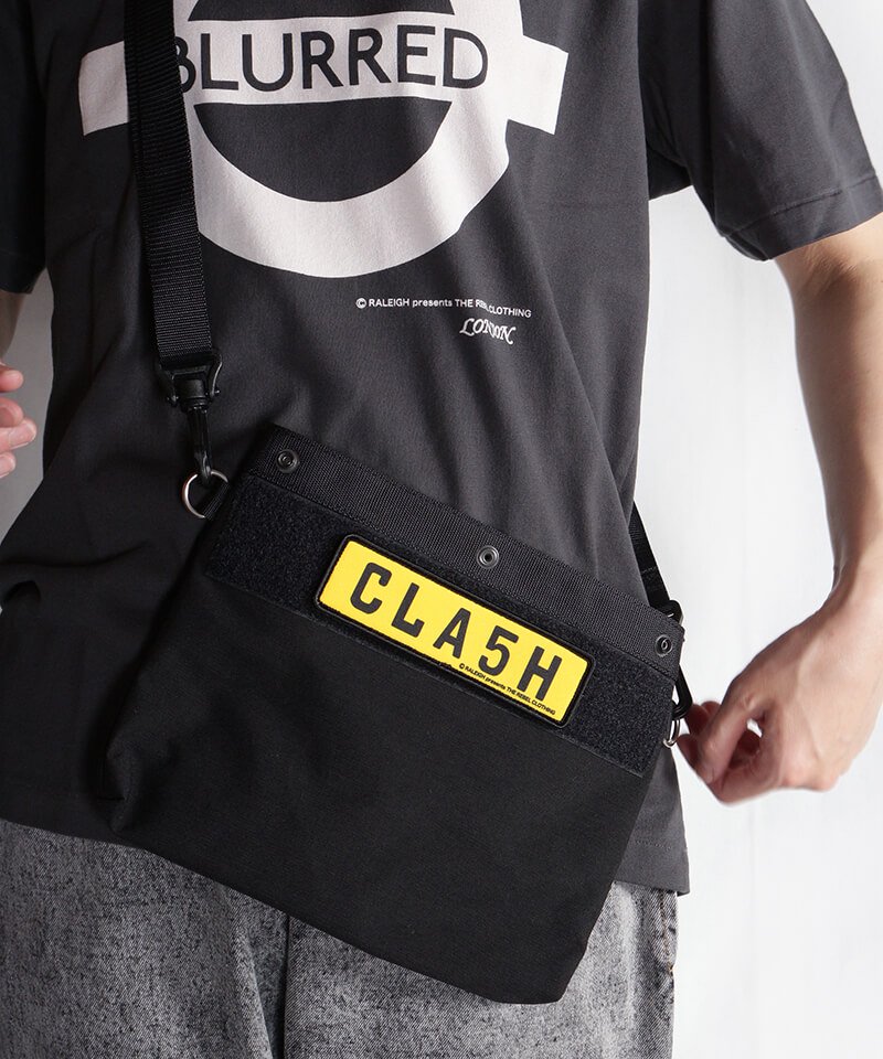 RALEIGH / ラリー（RED MOTEL / レッドモーテル） ｜“CLA5H” London Number Plate SHOULDER POUCH (BLACK)商品画像6