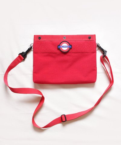 RALEIGH / ラリー（RED MOTEL / レッドモーテル） / “CLA5H” London Number Plate SHOULDER POUCH (RED)