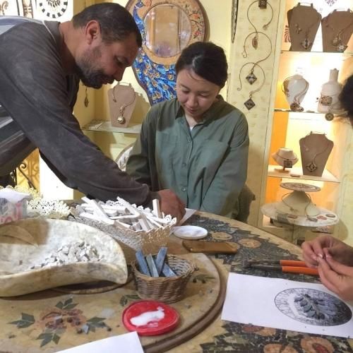 チュニジアのモザイクアートの壁掛け オアシス 北アフリカ