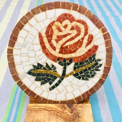 チュニジアのモザイクアートの壁掛け バラの花 北アフリカならではの