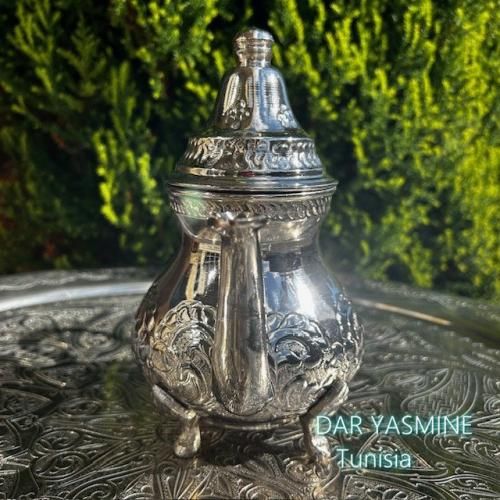 チュニジア雑貨と北アフリカ物産 ダール・ヤスミン 職人さんの技が光る