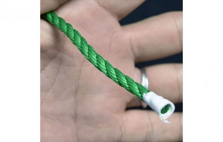 ロープ ＰＥ（ポリエチレン）ロープ緑色 太さ約 5ｍｍ １メートル単位 
