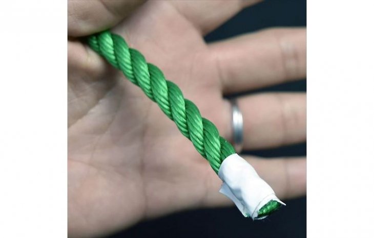ロープ ＰＥ（ポリエチレン）ロープ緑色 太さ約 9ｍｍ １メートル単位 カット販売(切売) 購入単位は メートルです 通販 専門店 の紹介・購入ページ、 ロープの事なら初心者の方でも直販 高品質 激安 で安心して 簡単 に購入 できますロープ,ロープ 結び