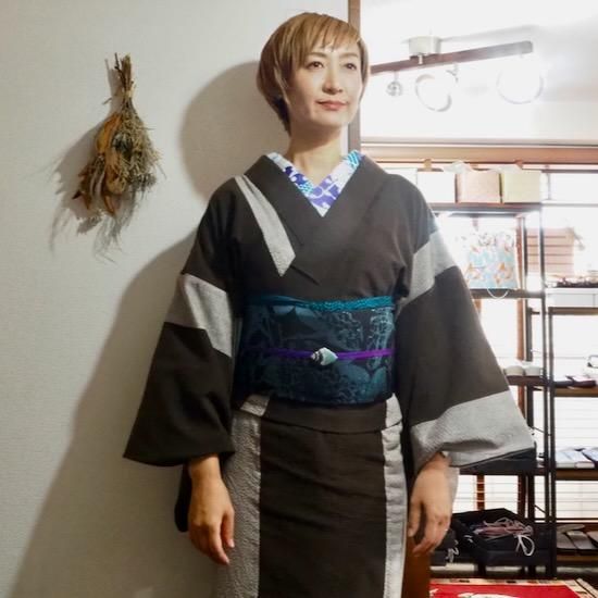 博多織兵児帯【ヤドクガエル】オーロラブルー - モダン着物小物 梅屋 博多織兵児帯【ヤドクガエル】オーロラブルー - モダン着物小物 梅屋